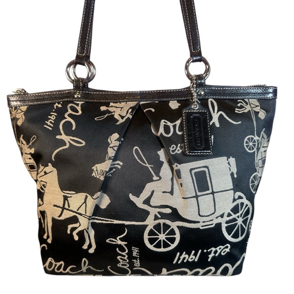 Coach Y2K City Zip Horse & Carriage Tote Bag EUC - Picture 16 of 16
